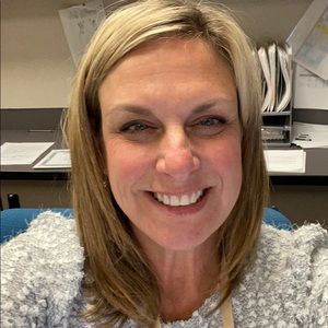 Meet your Posher, Cindy